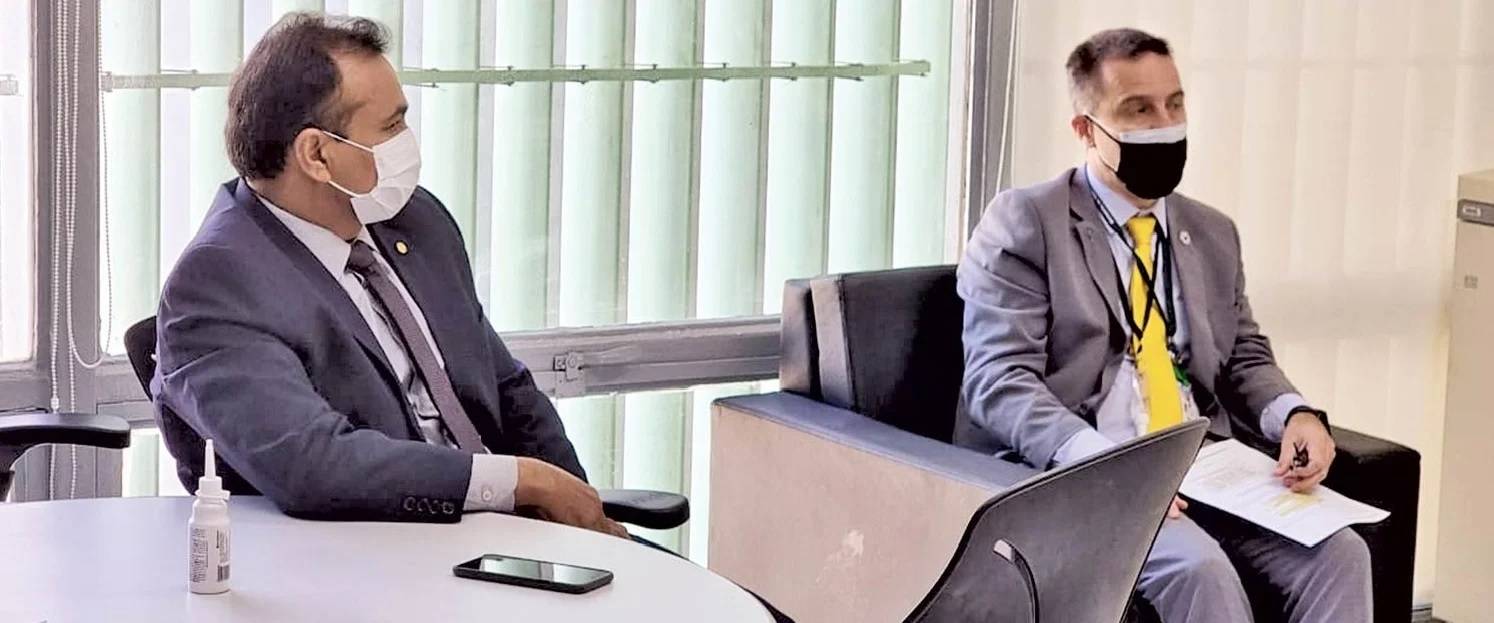 Fábio Abreu vai ao Ministério da Saúde para destravar UPA e UTIs para Campo Maior